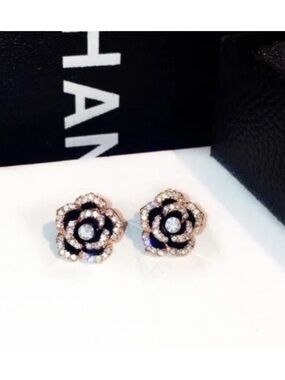 Fashion Jewelry  Camellia Flower Black/Rose Gold Crystal Flower Stud Earrings